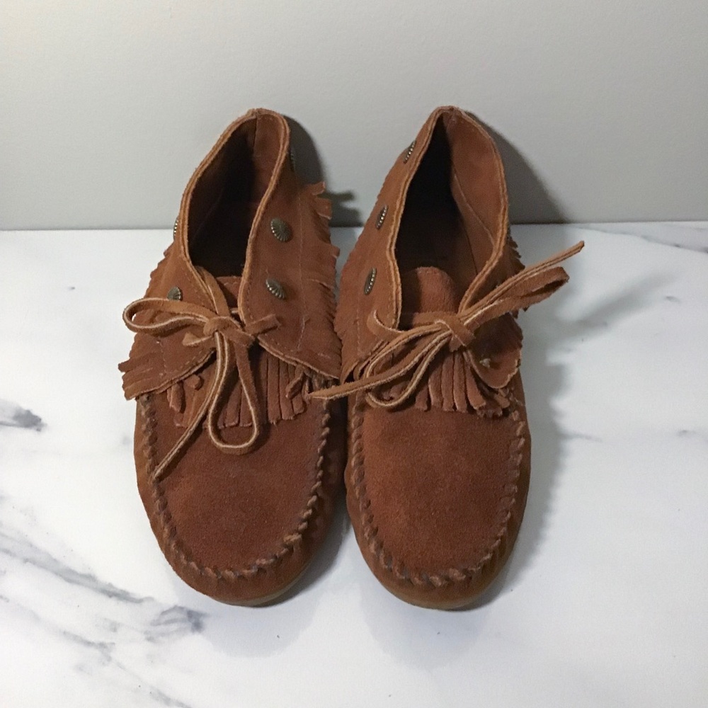 Brown Suede Leather Minnetonka Fringe Moccasins